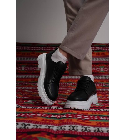 KB-702 Kuback Siyah Cilt Günlük Erkek Ayakkabı