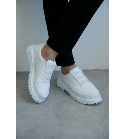 KB-703 Kuback Beyaz Cilt Lastikli Günlük Erkek Ayakkabı KB-703 Kuback Beyaz Cilt Lastikli Günlük Erkek Ayakkabı