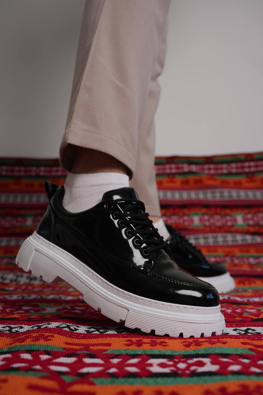 KLASIK AYAKKABI görseli